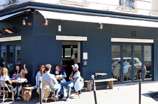 Article Dose Batignolles : L’Adresse Caféinée Incontournable du 17ème